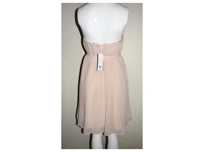 French Connection Shelby trägerloses Swandsdown-Kleid Fleisch - Ansicht 3