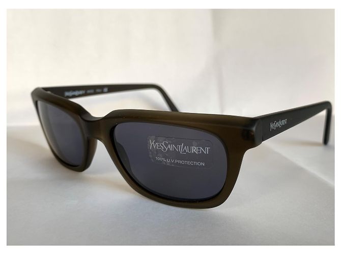 Yves Saint Laurent Rétro '80s gafas de sol - vista 5