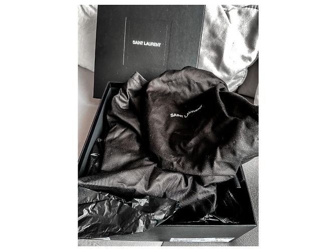 Yves Saint Laurent Opyum Sandals Black Patent Leather - view 3