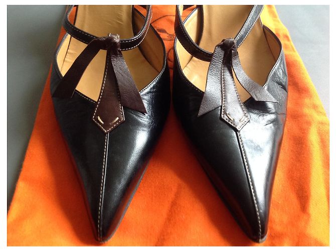Hermès Pumps aus Lammfell Braun 7cm Absatz Dunkelbraun - Ansicht 3