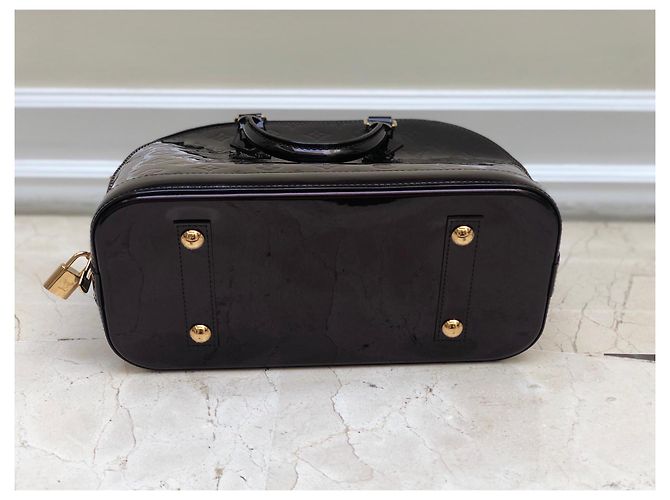 Louis Vuitton Alma PM Monogram Vernis Pelle Verniciata Amarante Bordò - vista 6