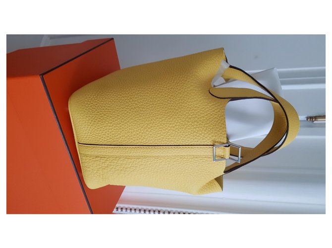 Hermès Picotin Lock 18 Amarillo - vista 11