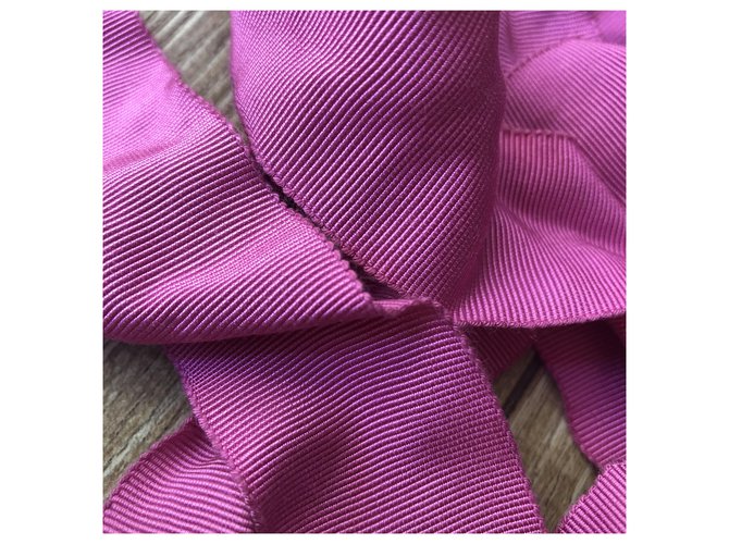 Nuova collana Lanvin For H&M Fuschia - vista 4