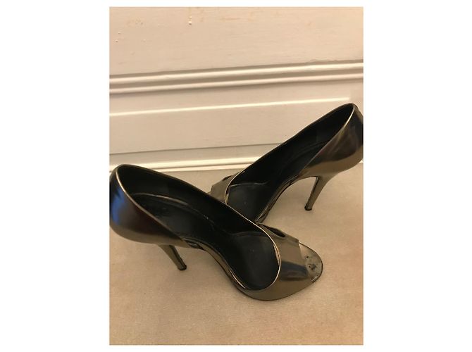 Zapatos de tacón Givenchy de cuero bronce punta abierta - vista 3