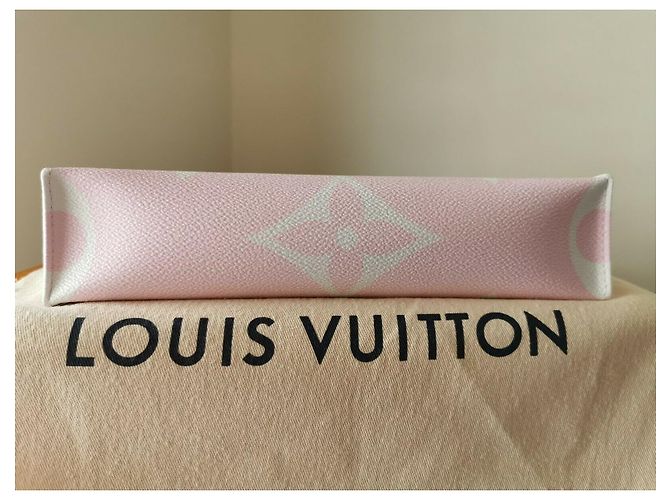 Louis Vuitton Escale Neceser 26cm Rosa - vista 11