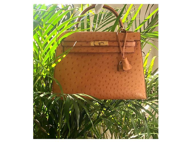Hermès hermes kelly 32 in oro struzzo Marrone chiaro - vista 12