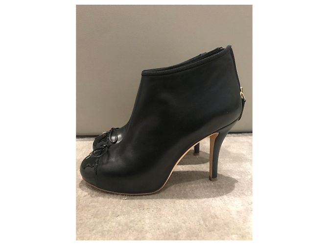 Stivaletti Chanel in pelle nera Nero - vista 2