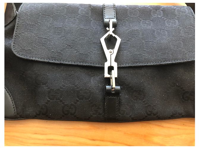 Borsa a mano Gucci Pouch in pelle nera Nero - vista 2