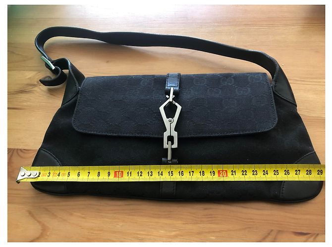 Borsa a mano Gucci Pouch in pelle nera Nero - vista 5