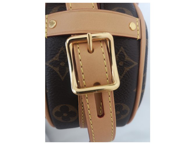 Louis Vuitton Soft Hat Box Pm Monogram Marrone scuro - vista 8