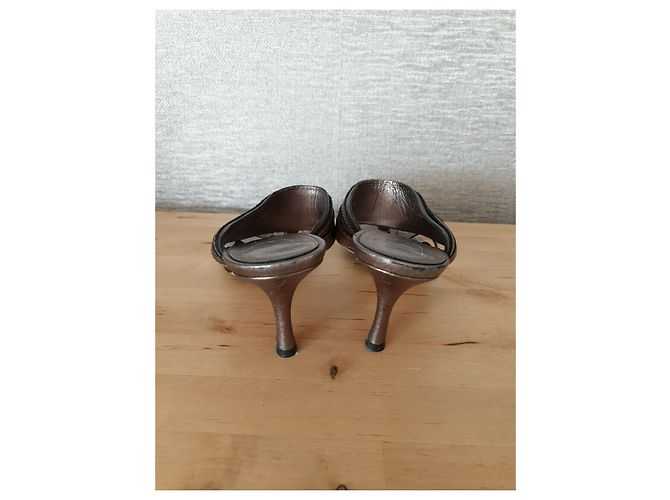 Mules Christian Dior en bronze - vue 4