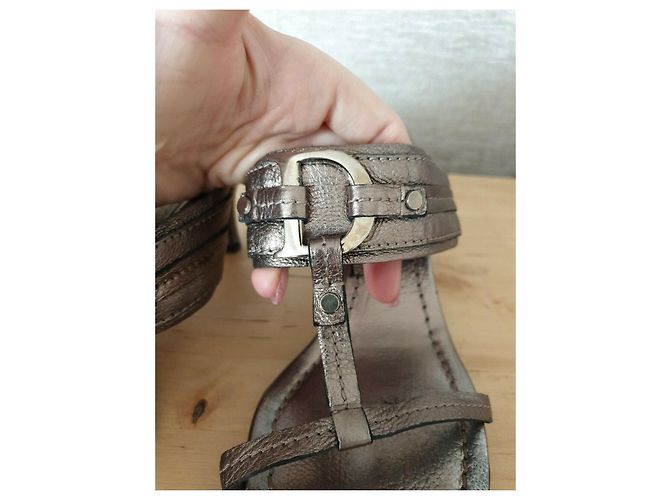Mules Christian Dior en bronze - vue 7