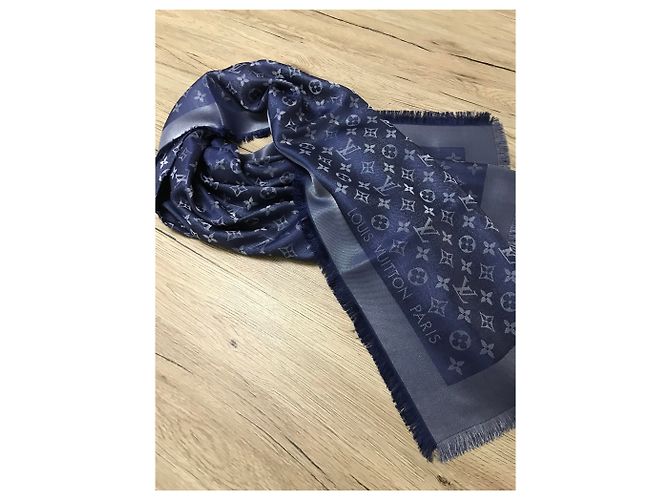 Scialle Louis Vuitton Shine in blu - vista 4