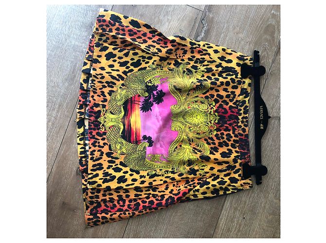 Versace for H&M new silk skirt with label Leopard print - view 15