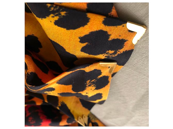 Versace for H&M new silk skirt with label Leopard print - view 17