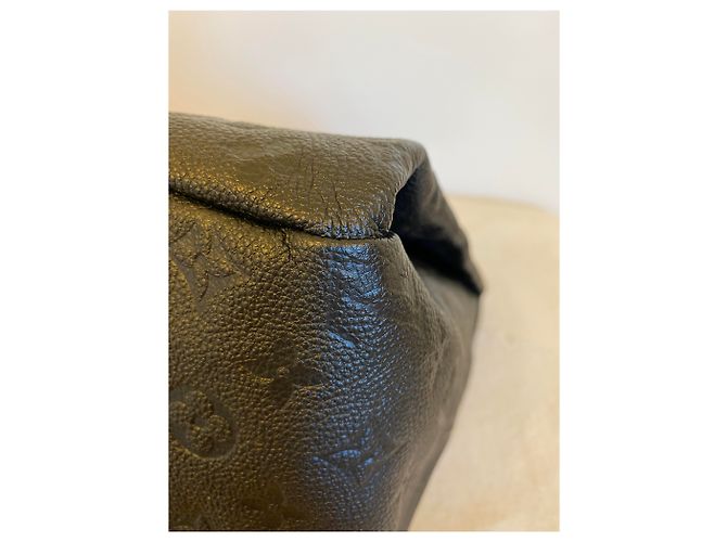 Louis Vuitton Artsy MM Monogram Empreinte Lather Nero - vista 7