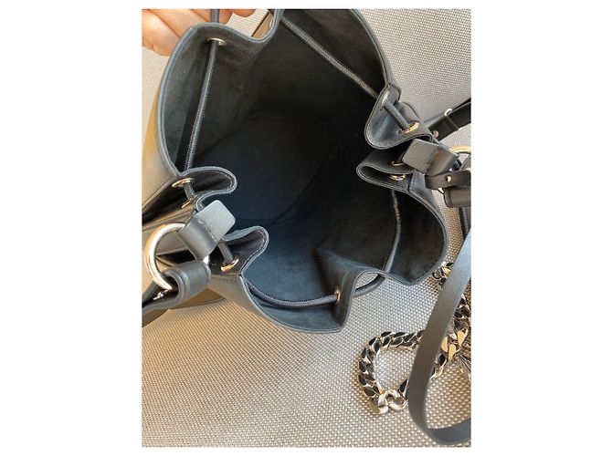 Alexander McQueen Beuteltasche schwarz - Ansicht 2