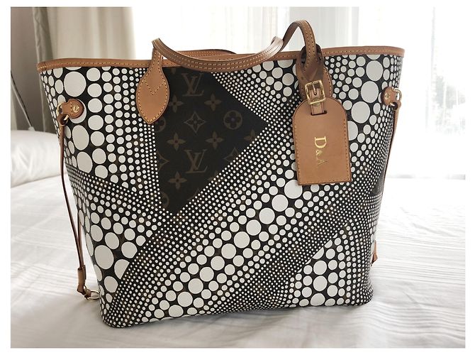Louis Vuitton X Yayoi Kusama Neverfull MM - vista 17