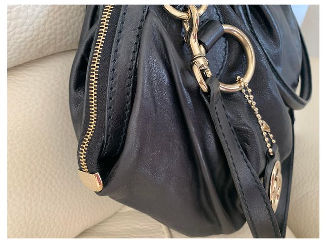 Gucci Handtasche aus schwarzem Leder - Ansicht 5