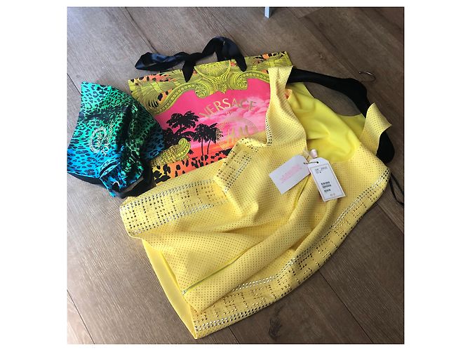 Neuer Versace for H&M Cocktail  mini Kleid mit der Etikette Gelb - Ansicht 5