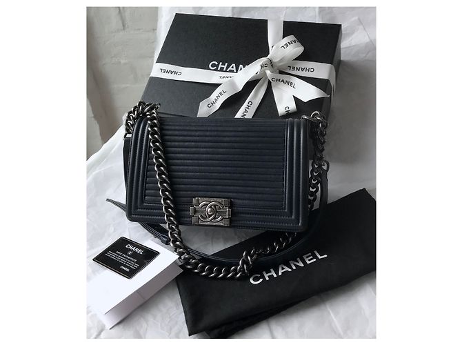 Chanel Borsa con patta Boy media w / card Blu navy Blu scuro - vista 31