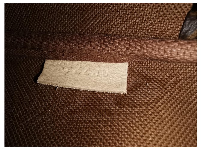 Louis Vuitton Mini custodia per accessori LV Marrone - vista 5
