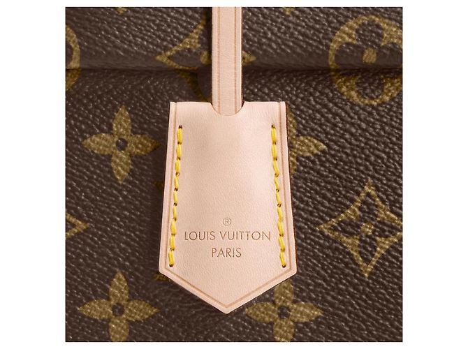 Borsa Louis Vuitton CLUNY BB Rosa in Vernice - vista 3