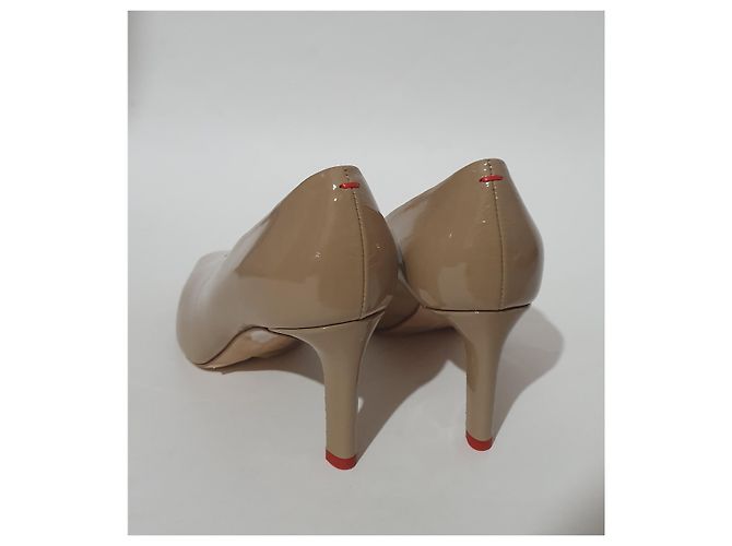 Décolleté Aeyde in vernice beige - vista 4