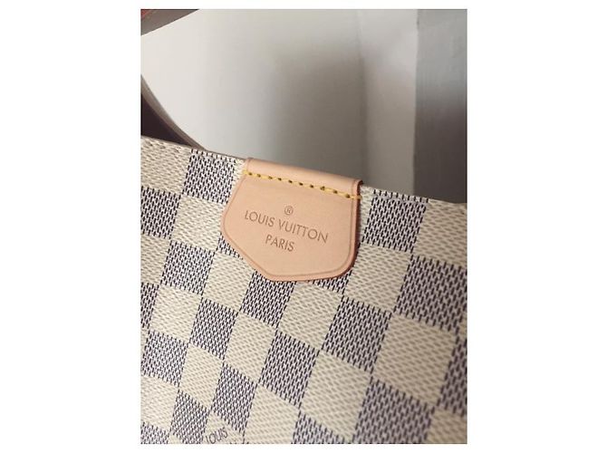 Louis Vuitton GRACEFUL BAG Damier Azur Canvas MM Bianco sporco - vista 4