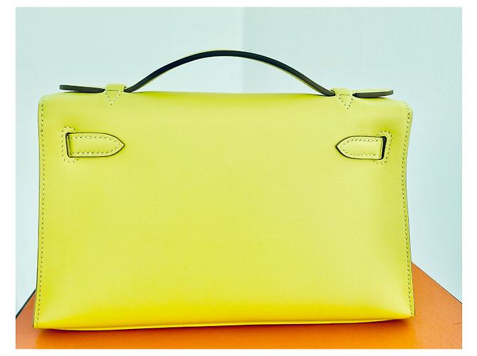 Hermès Kelly Clutch hellgelb - Ansicht 5
