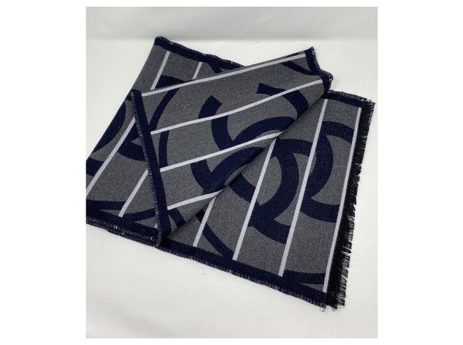 Sciarpa Chanel in cashmere grigio e blu - vista 3