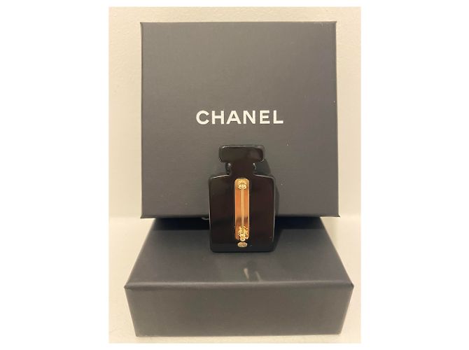 Spilla Chanel N.5 in resina , Jamais porté Multicolore - vista 4