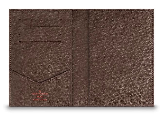 Louis Vuitton LV passport cover new Brown - view 2