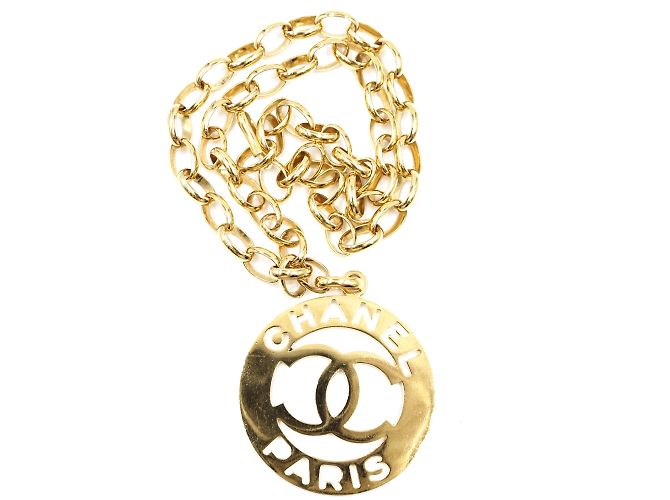Collana Chanel Gold CC Oversize Cutout D'oro - vista 3