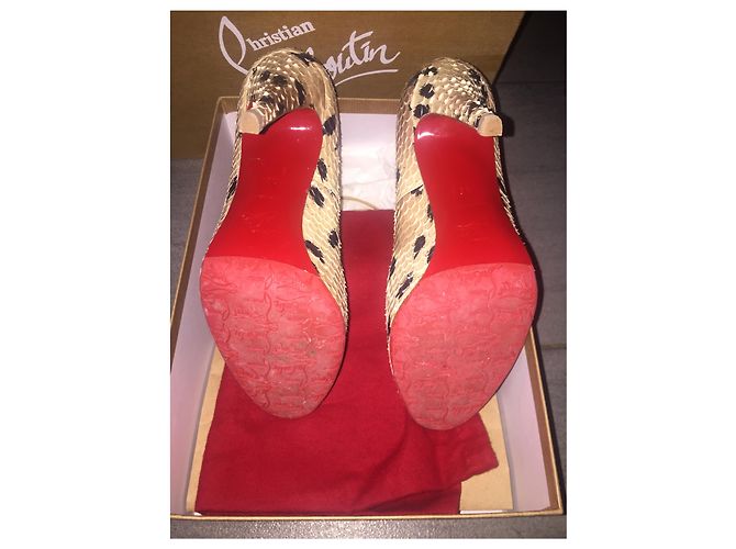 Décolleté Christian Louboutin Purr Python Beige 10 cm - vista 5