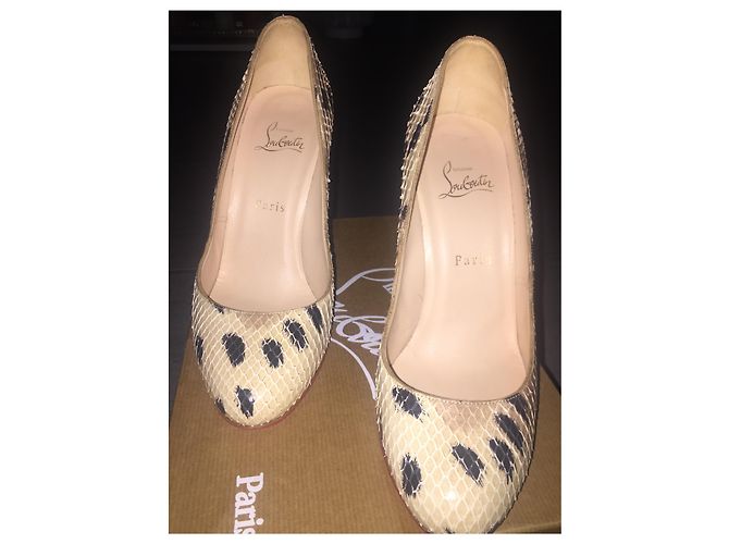 Décolleté Christian Louboutin Purr Python Beige 10 cm - vista 8