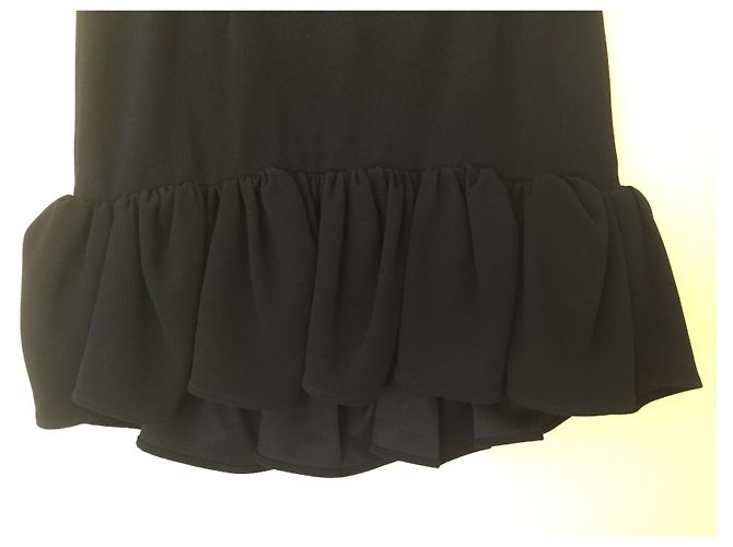 Falda Balenciaga Negra de Acetato con Volante Negro - vista 2