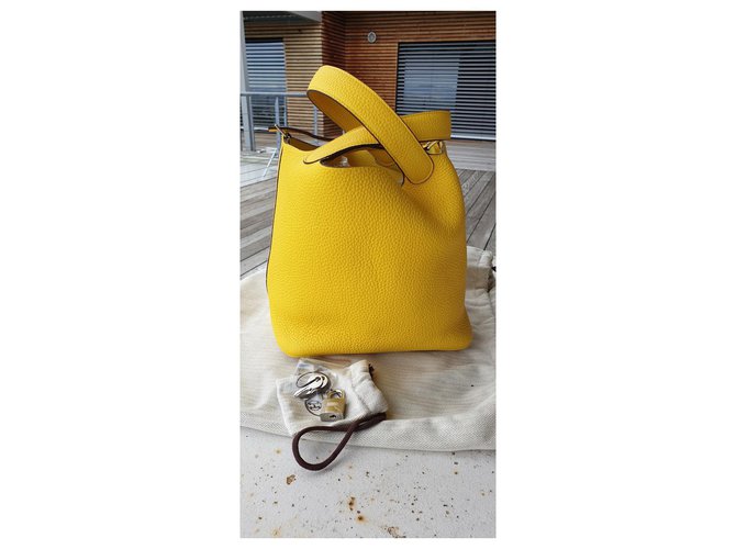 Hermès Picotin 22 Amarillo - vista 3
