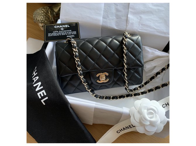CHANEL MINI SACO RETANGULAR Preto - vista 3
