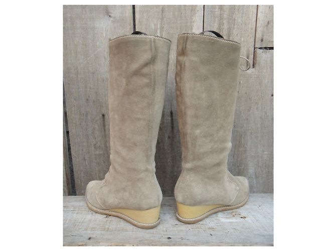 Fratelli Rosseti Fratelli Rossetti Keilstiefel aus Wildleder beige Größe 36 - Ansicht 6