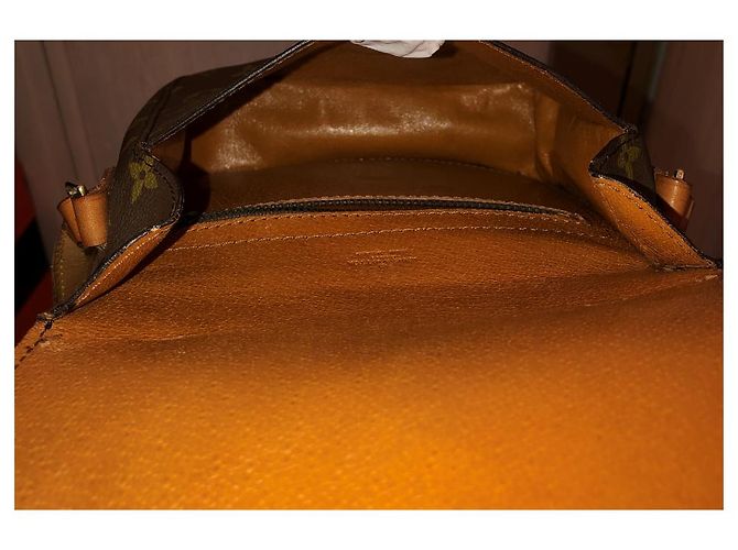Borsa Louis Vuitton Saint Cloud GM in pelle ebano - vista 5