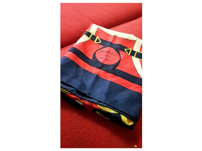 Foulard Hermès Sellier in seta bianco rosso blu navy D'oro Blu chiaro - vista 2