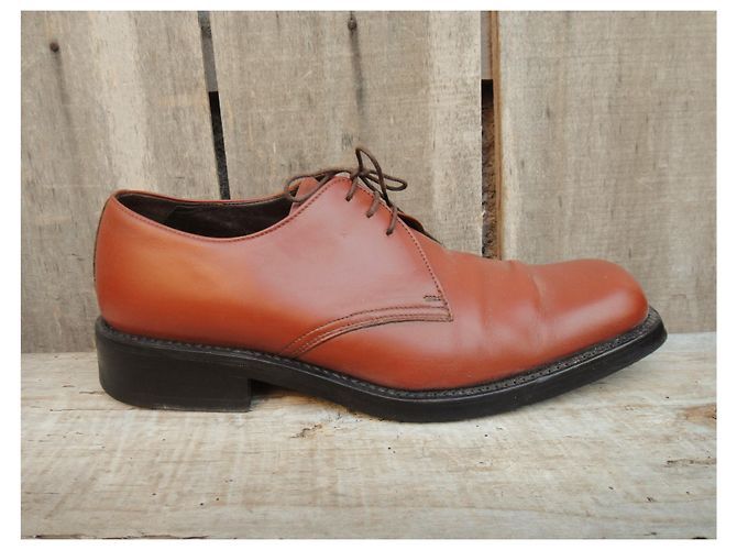 Scarpe Derby Prada in pelle marrone chiaro Taglia 42.5 - vista 3
