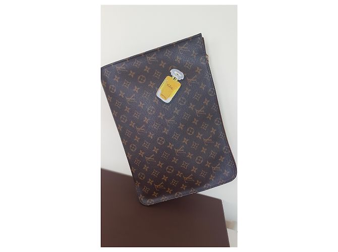 Louis Vuitton Vuitton Kupplung Dunkelbraun - Ansicht 3