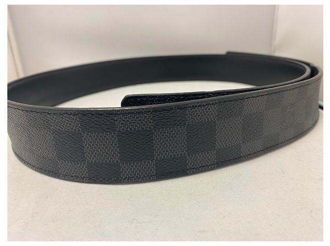 Louis Vuitton Initial Gürtel schwarz Leder Wendeformat - Ansicht 5