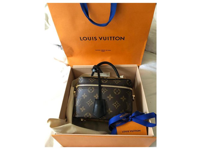 Louis Vuitton LV Vanity PM Marrone - vista 6