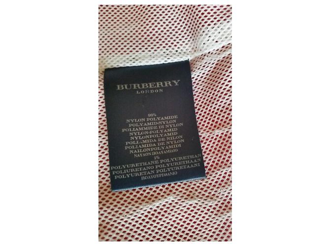BURBERRY RAINCOAT IM ROTEN POLYESTER - Ansicht 5
