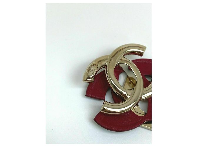 Chiusura CHANEL CC turnlock in metallo dorato Gold hardware - vista 2