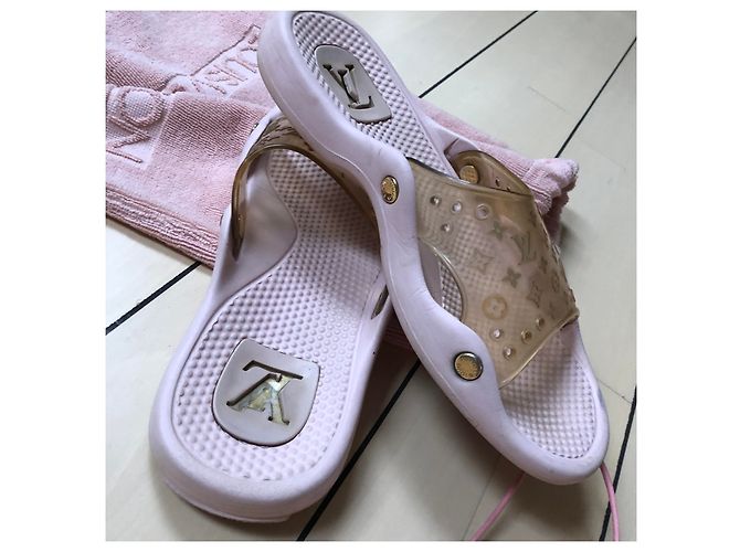 Sandali da spiaggia rosa chiaro di Louis Vuitton D'oro - vista 6