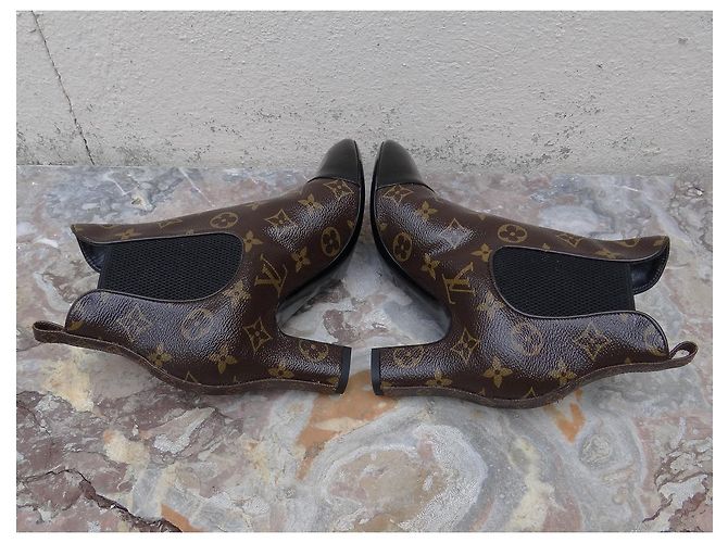 Louis Vuitton Botines Revival 7.5 cm Castaño Negro - vista 10
